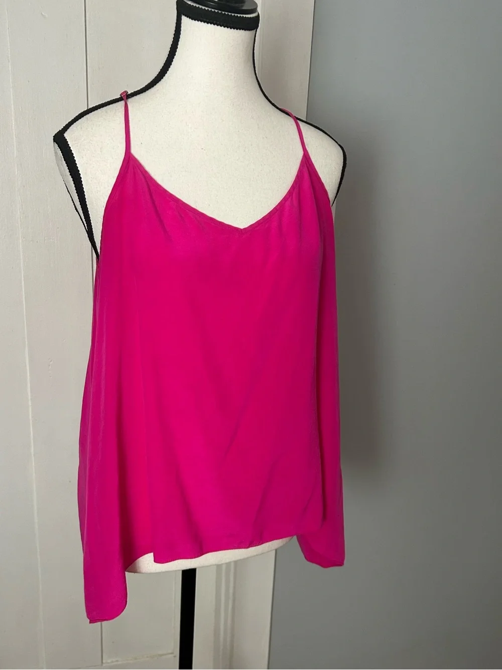 Lilly Pulitzer silk tank top - Picture 5 of 11